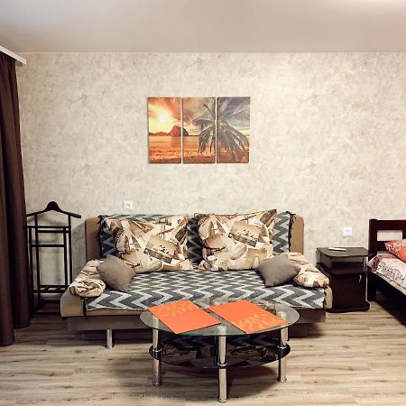 Apartment - Sobornyi Prospekt 97 Zaporizhia ภายนอก รูปภาพ