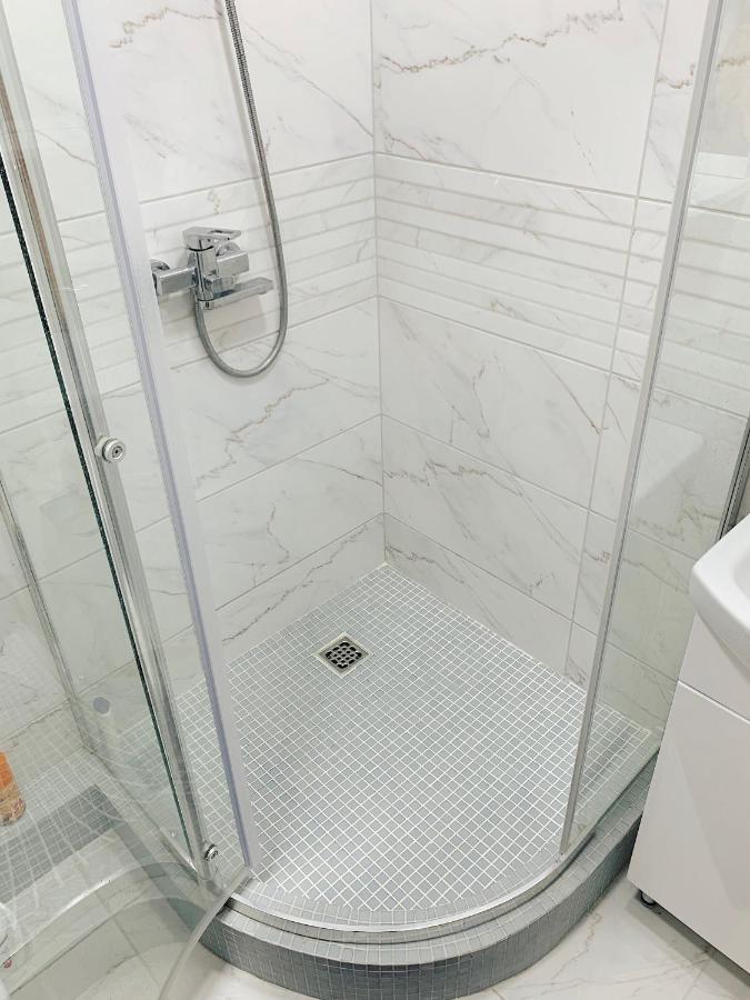 Apartment - Sobornyi Prospekt 97 Zaporizhia ภายนอก รูปภาพ