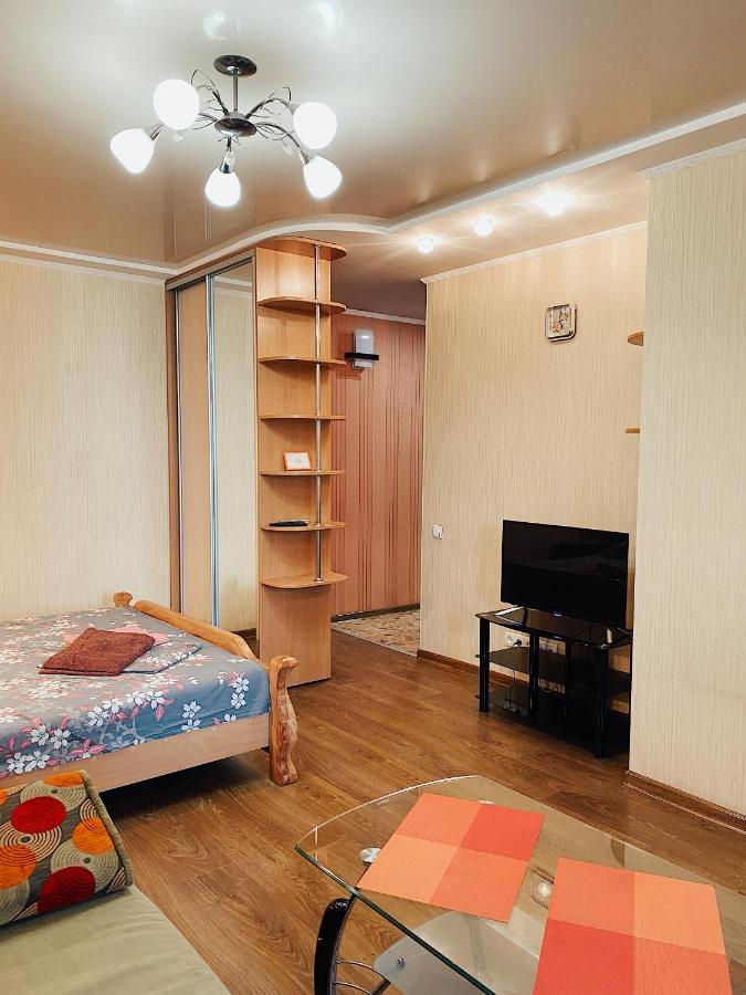 Apartment - Sobornyi Prospekt 97 Zaporizhia ภายนอก รูปภาพ