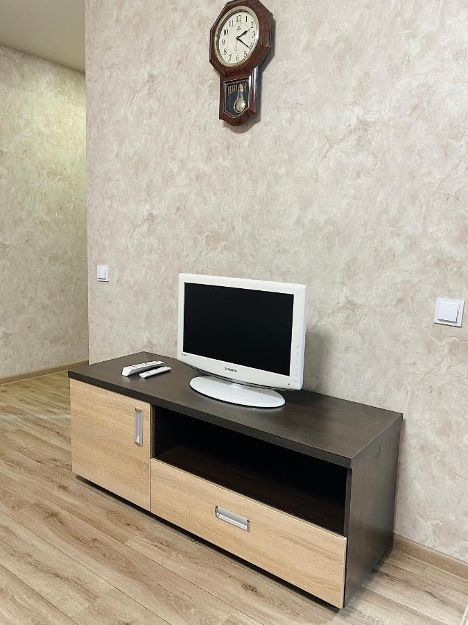 Apartment - Sobornyi Prospekt 97 Zaporizhia ภายนอก รูปภาพ