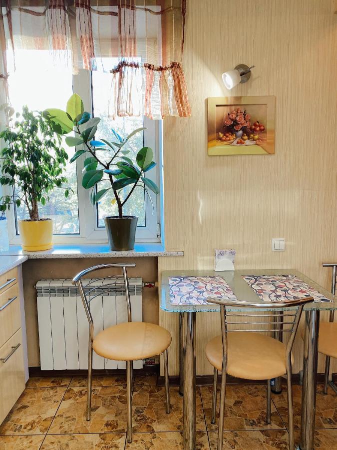 Apartment - Sobornyi Prospekt 97 Zaporizhia ภายนอก รูปภาพ