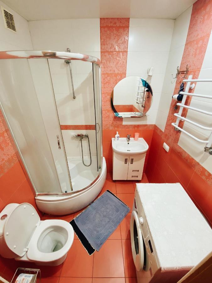 Apartment - Sobornyi Prospekt 97 Zaporizhia ภายนอก รูปภาพ