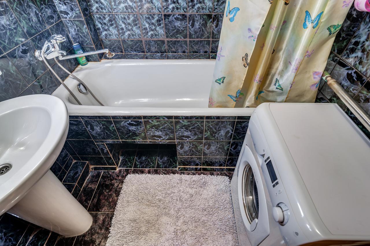 Apartment - Sobornyi Prospekt 97 Zaporizhia ภายนอก รูปภาพ