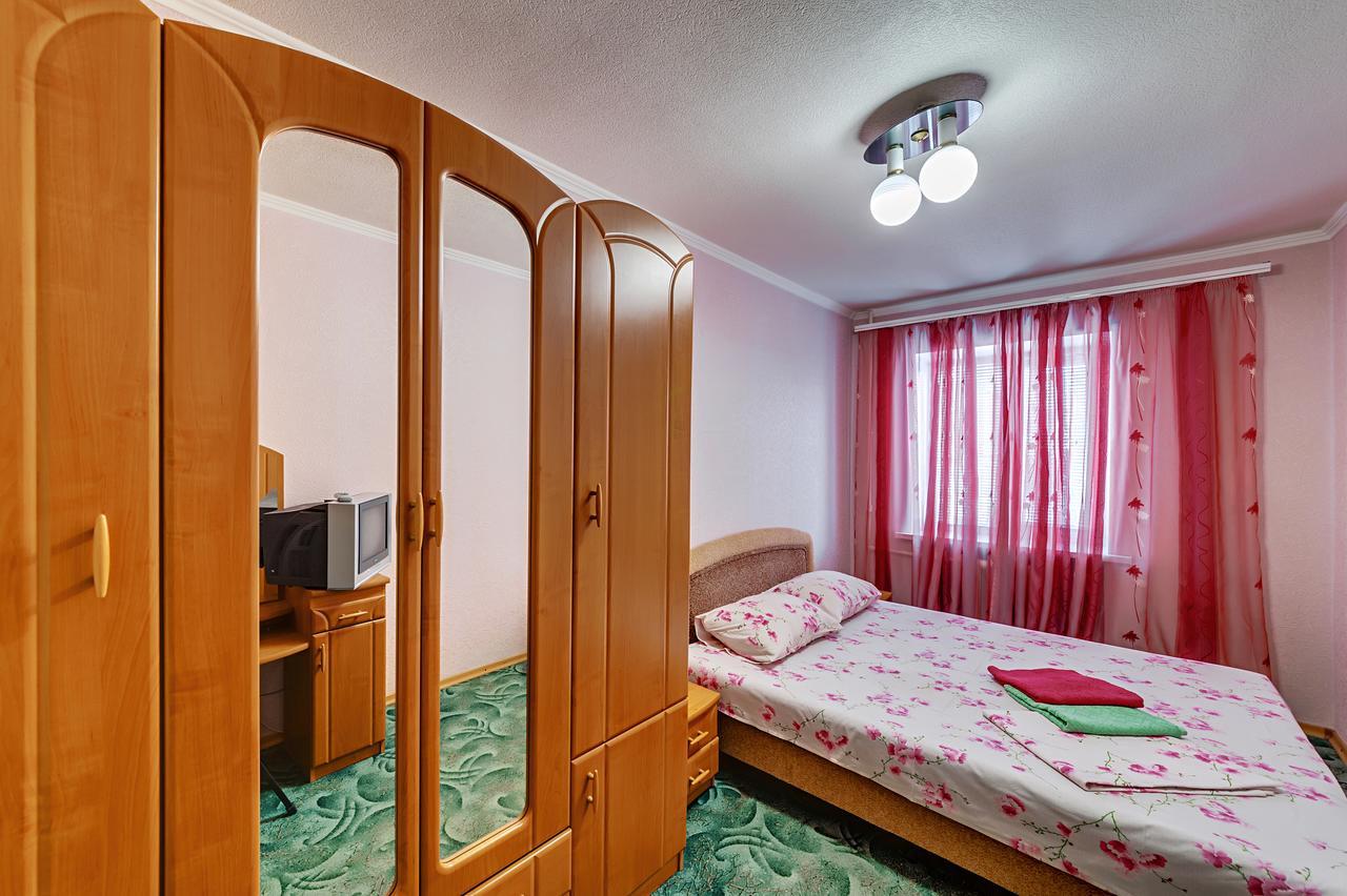 Apartment - Sobornyi Prospekt 97 Zaporizhia ภายนอก รูปภาพ